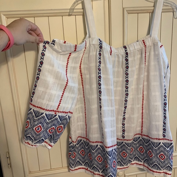Off the shoulder red, white, & blue top - Picture 2 of 3